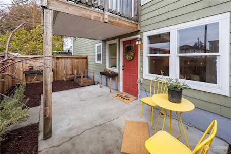 9013 16th Ave SW #10 Seattle, WA 98106