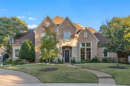 6400 Rockbluff Circle Plano, TX 75024