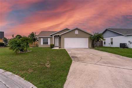 3035 Sabal Bend Dr NE Winter Haven, FL 33881