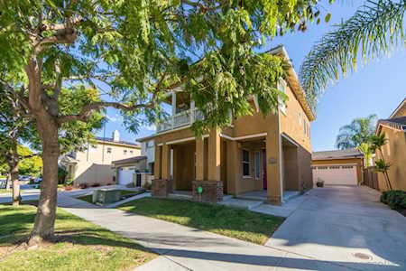 1633 Falling Star Dr Chula Vista, CA 91915