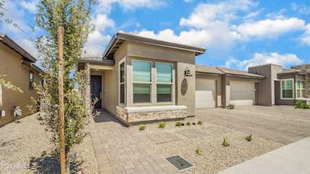 402 E Las Puertas Ln San Tan Valley, AZ 85140