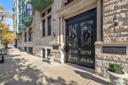 10 Charlesgate E #302 Boston, MA 02215