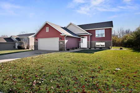 1013 W 77th Ave Merrillville, IN 46410
