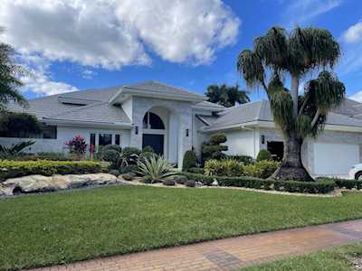 6963 Queenferry Circle Boca Raton, FL 33496