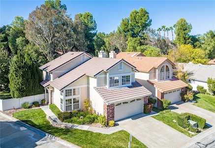 26605 Purple Martin Ct Canyon Country, CA 91351