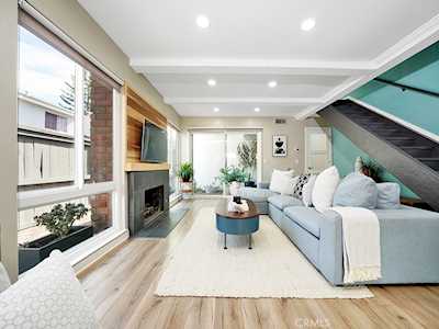 610 Shasta Ln Costa Mesa, CA 92626