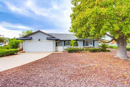 1412 La Habra Dr San Marcos, CA 92078