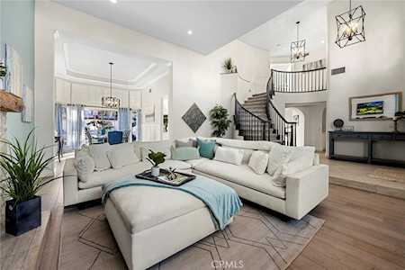 20450 Via Trovador Yorba Linda, CA 92887