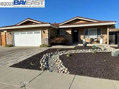6216 Escallonia Dr Newark, CA 94560