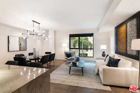 1755 Ocean Ave #402 Santa Monica, CA 90401