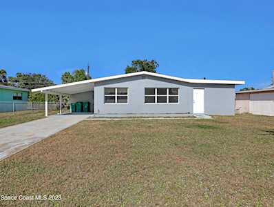 2212 N Smathers Circle Melbourne, FL 32935