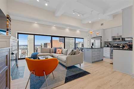 1101 Walnut St #1702 Kansas City, MO 64106