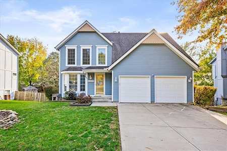 1221 N Marilla Ln Olathe, KS 66061