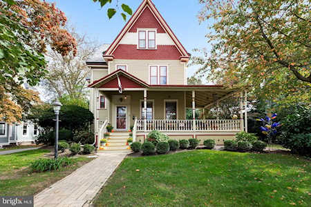 135 Warwick Rd Haddonfield, NJ 08033
