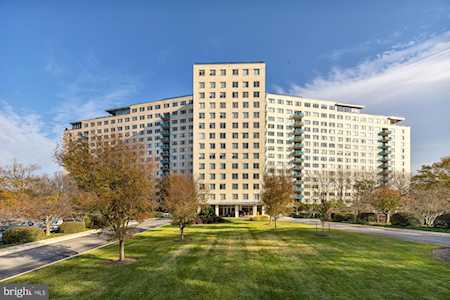 10401 Grosvenor Place #1505 Rockville, MD 20852