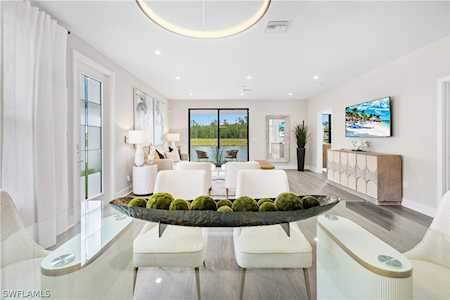 10950 Preachers Cove Ln Fort Myers, FL 33913