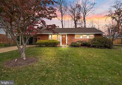 5331 Ravensworth Rd Springfield, VA 22151