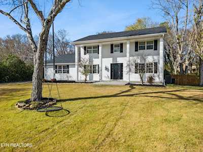 11721 Georgetowne Dr Knoxville, TN 37934