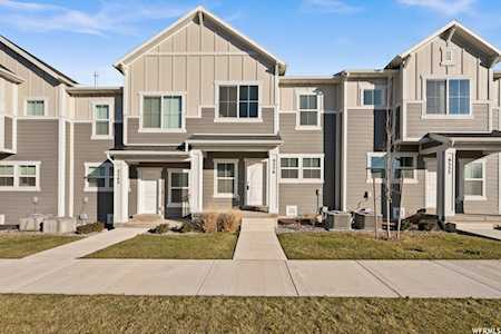9356 N Vernham Ln Eagle Mountain, UT 84005