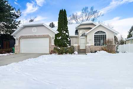 9638 S 2980 E Sandy, UT 84092