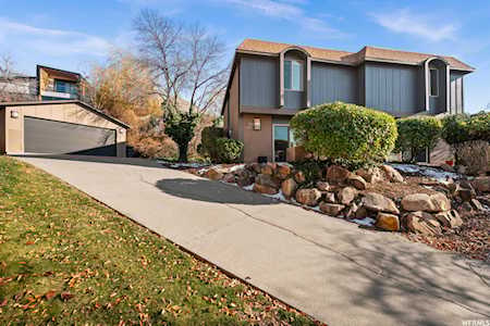 1843 S Paschal Cir Salt Lake City, UT 84108