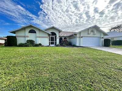 15230 Sam Snead Ln North Fort Myers, FL 33917