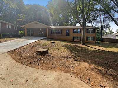 534 Hawkins Store Road NE Kennesaw, GA 30144