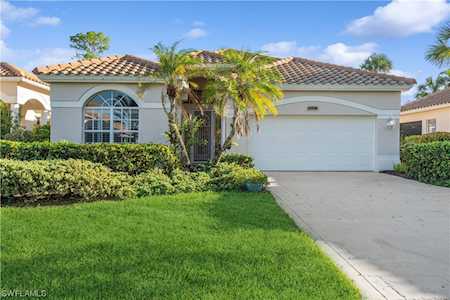 24809 Hollybrier Ln Bonita Springs, FL 34134
