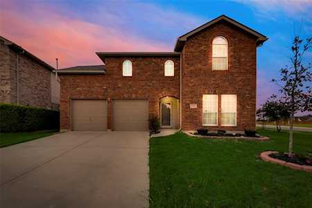 5929 Westgate Drive Fort Worth, TX 76179