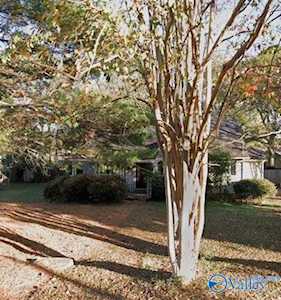 1420 SE College Street Decatur, AL 35601