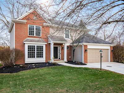 6121 Pirthshire Street Dublin, OH 43016