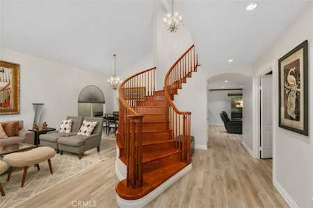 5540 Avenida El Cid Yorba Linda, CA 92887