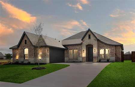 112 Mockingbird Hill Drive Joshua, TX 76058
