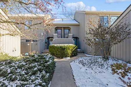 1285 Oak Hill Rd #B Lake Barrington, IL 60010