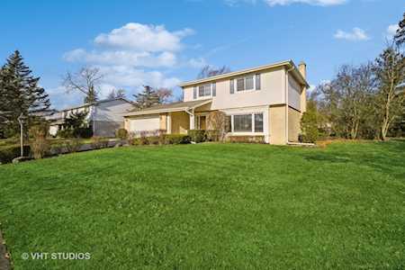 2616 Woodlawn Rd Northbrook, IL 60062