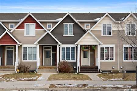 4309 James Hill Rd Regina, SK S4W 0L4