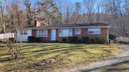 3988 SE Welcome Valley Roanoke, VA 24014