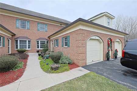 98 Brookview Ln Newburgh, NY 12550