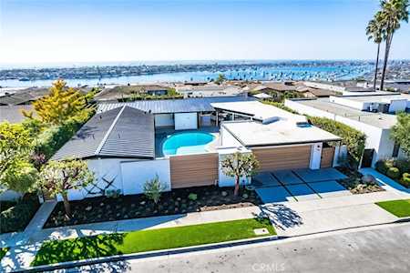 1921 Tahuna Corona Del Mar, CA 92625