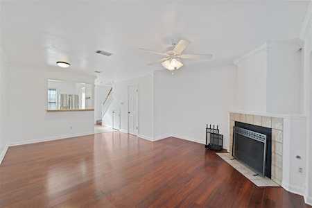 12325 Los Indios TRL #15 Austin, TX 78729