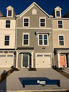 4104 Riverside Dr Chesapeake, VA 23321