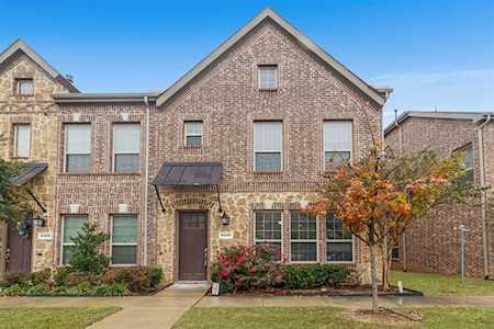 2437 Siskiyou Street Lewisville, TX 75056
