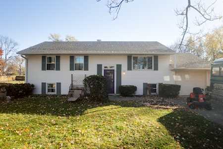 1217 Cherryfield Ln Greenwood, IN 46142
