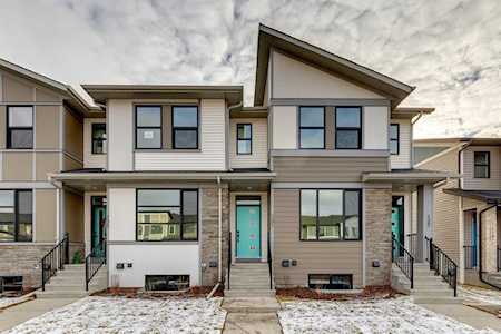 131 Belvedere Ave SE Calgary, AB T1X 0L4