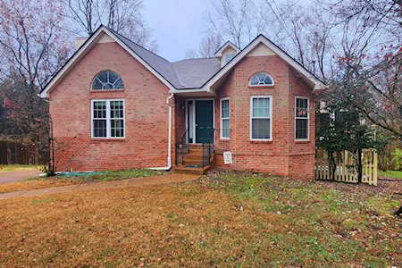 824 Cold Creek Trl Nashville, TN 37211