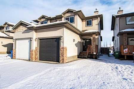 88 Vold Close Red Deer, AB T4R 0G4