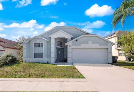 203 Lake Davenport Estates Dr Davenport, FL 33897