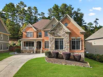 6484 Blue Water Drive Buford, GA 30518