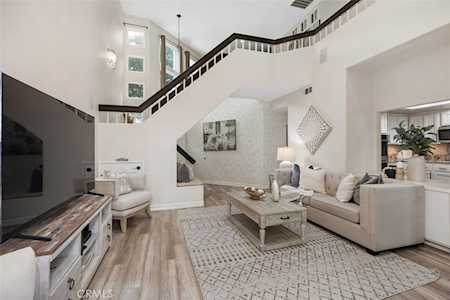 4 Titian Aliso Viejo, CA 92656