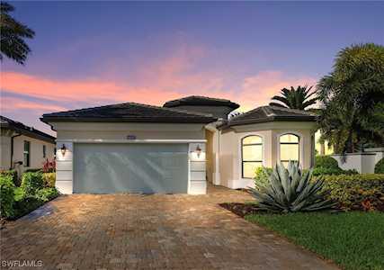 10137 Florence Circle Naples, FL 34119